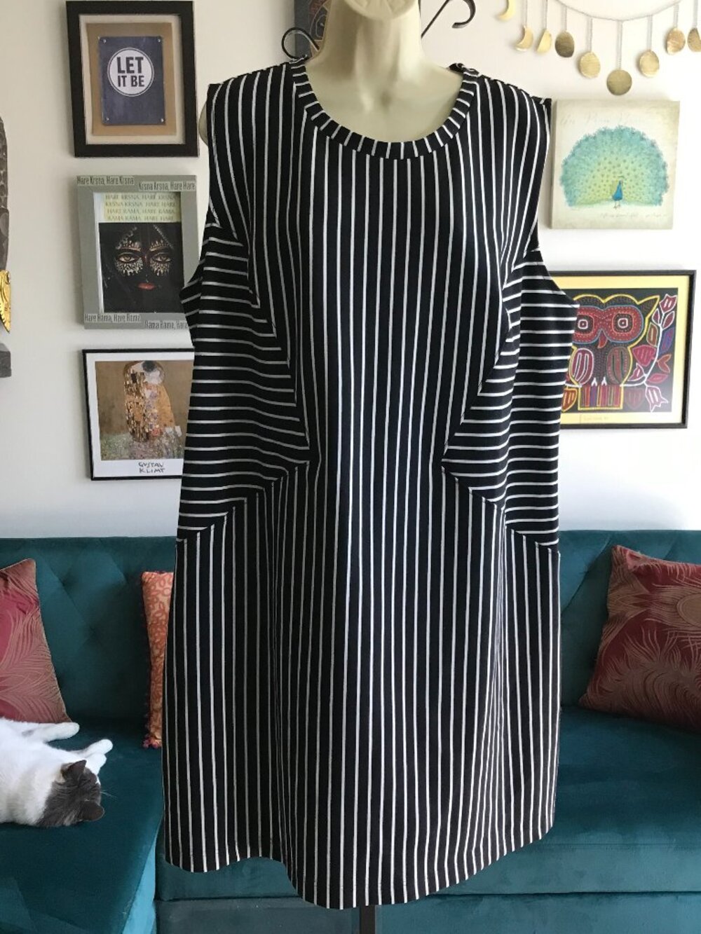 EVRI size 1X Black & White Contrasting Stripes Ponte Knit Sleeveless Shift Dress